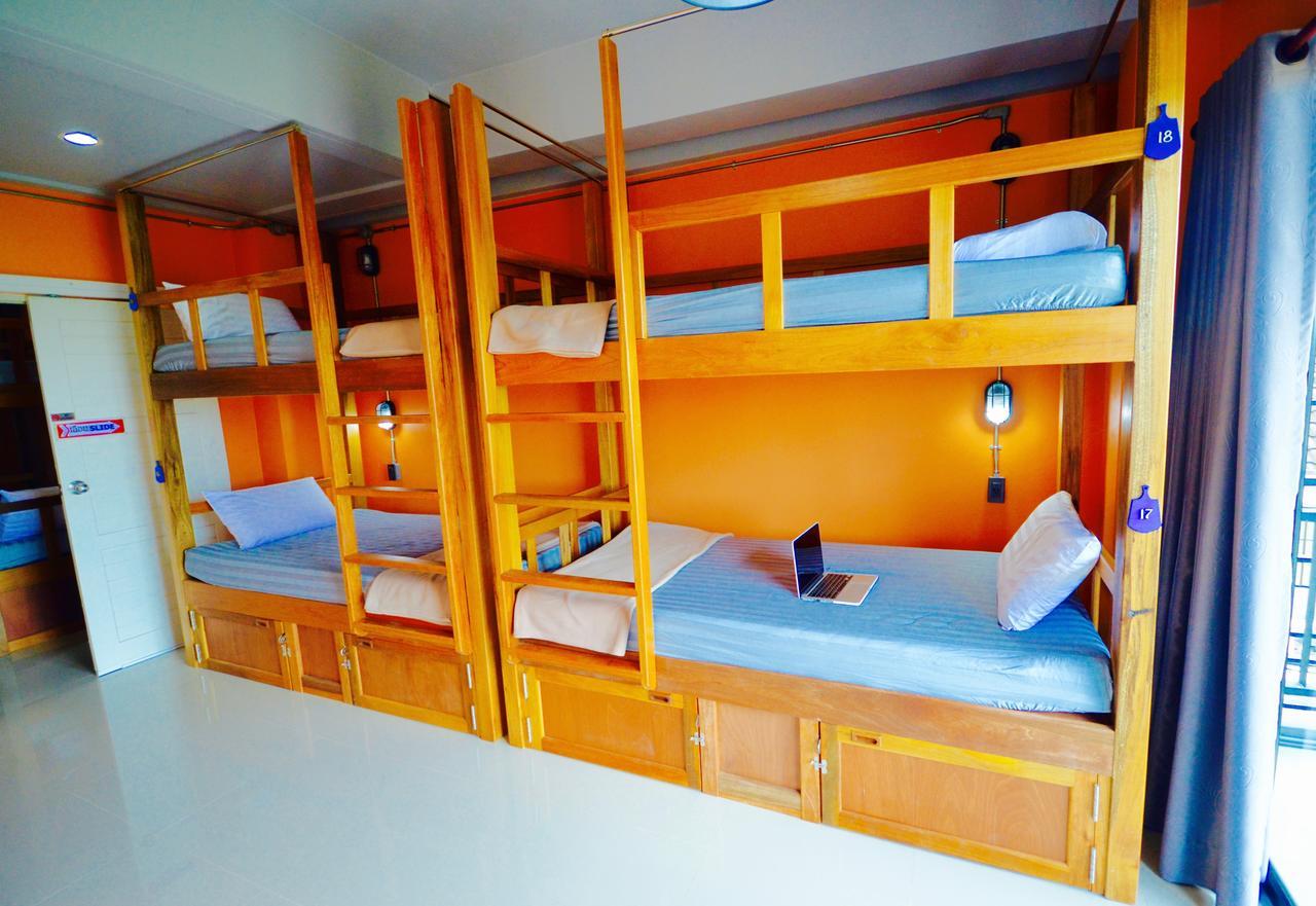 Nomad Hostel Krabi town Dış mekan fotoğraf