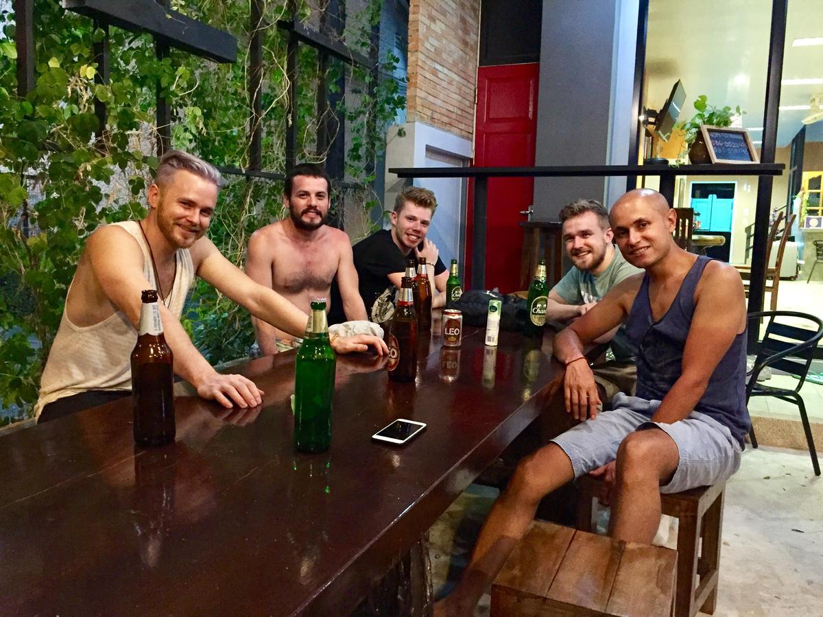 Nomad Hostel Krabi town Dış mekan fotoğraf